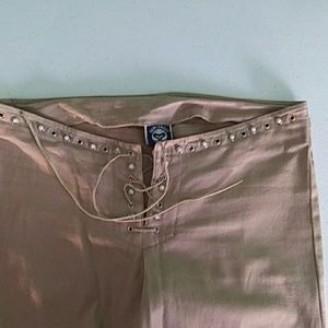 Semi Sweet. Super cute pants. Size 3/4